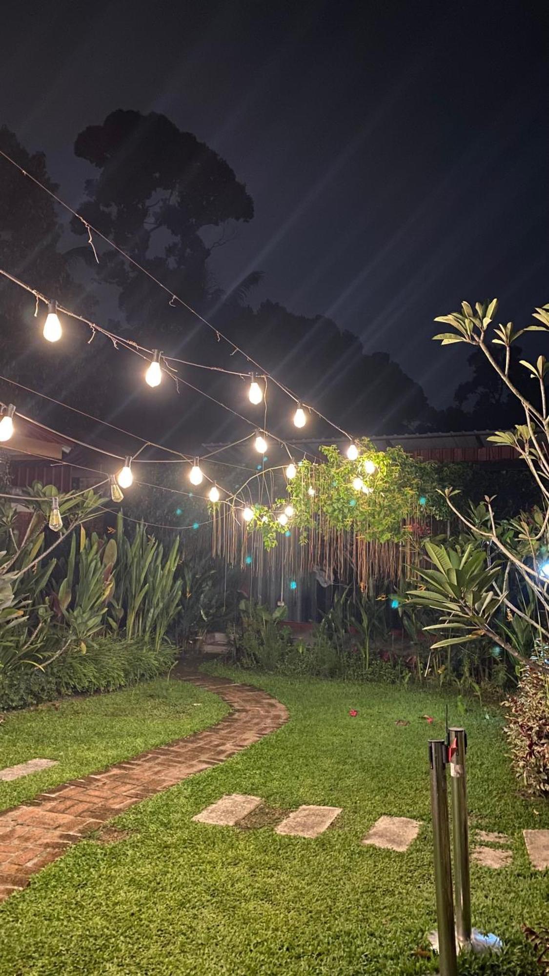 Villa Kebun Puisi Kajang Exterior foto